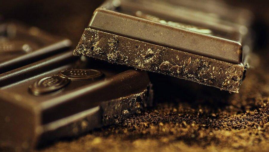شکلات تلخ بیشتر، افسردگی کمتر