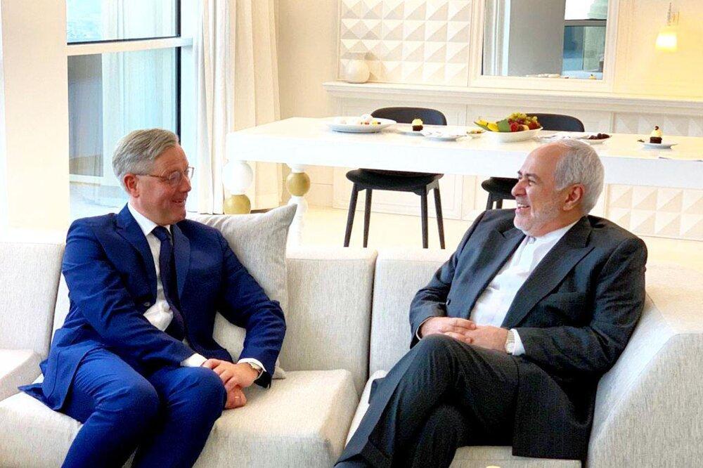 ظریف با یک مقام آلمانی دیدار کرد ظریف با یک مقام آلمانی دیدار کرد