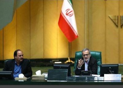 پزشکیان: دولت برای مقابله با هجوم ملخ ها برنامه داشته باشد