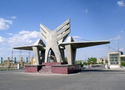تصمیمات عجولانه رئیس دانشگاه آزاد استان مرکزی، جریان انقلابی را نگران می نماید