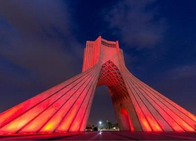 شامگاه 28 فروردین برج آزادی قرمز می گردد