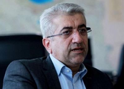 من در اتاقم از پنکه استفاده می کنم!