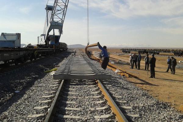 انتها ساخت راه آهن همدان، تهران تا انتها امسال
